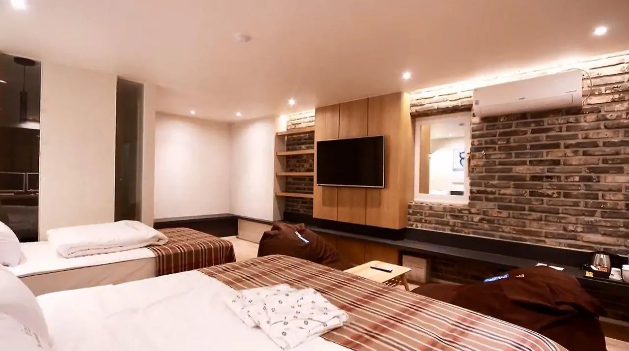 Vins 70 Hotel Busan